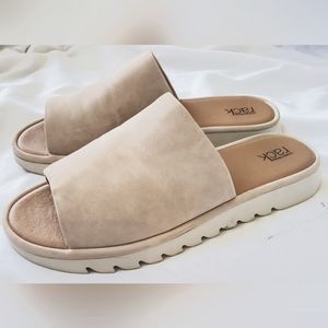 Tan Suede Nordstrom Rack Slide On Sandals